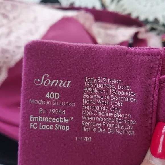 Set of 4 Sexy Soma Bras - Picture 13 of 13